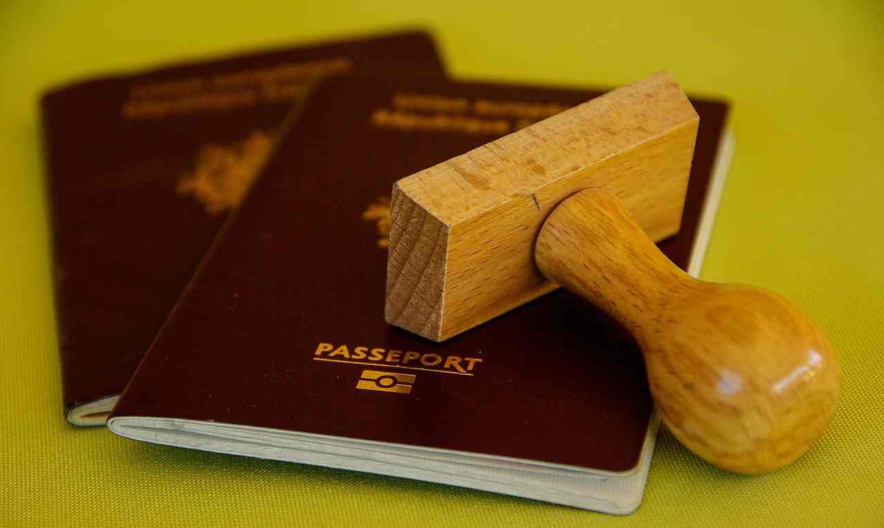 Henley Passport Index 2025: Strongest Passports & Global Mobility Rankings